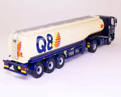 Q8 Petrol Tanker Truck Paint by numbers